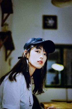 惊！年轻妈妈4背后藏着怎样的秘密？